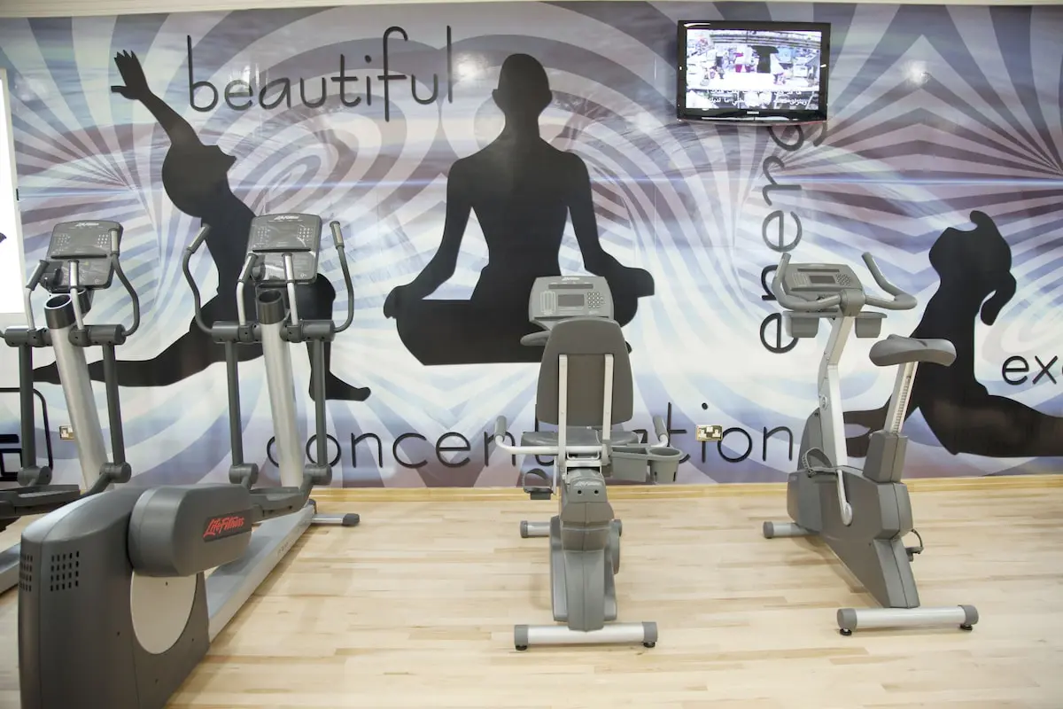 باشگاه بدنسازی هتل گرند اکسلسیور البرشا